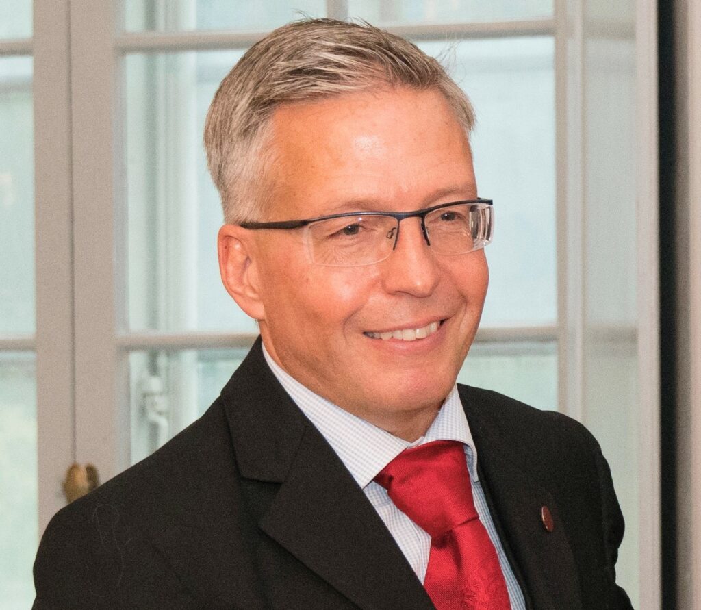 Jonas Bergquist headshot